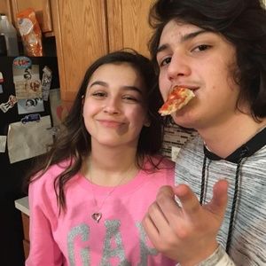 Meet your Posher, Tori